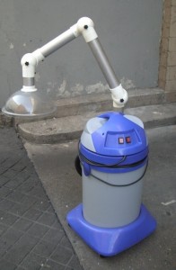 Petit aspirateur et bras articulé diamètre 75 mm